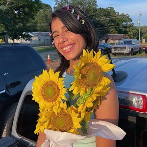 Meet your Posher, Crisbel alejandra